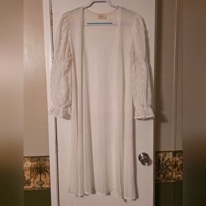 Chic White Long Sleeve Cardigan